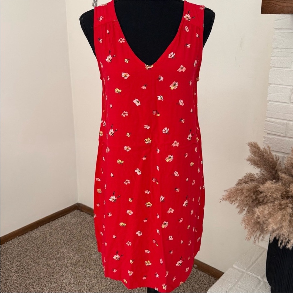 GAP Red Sleeveless V-Neck Midi Dress with Floral Print